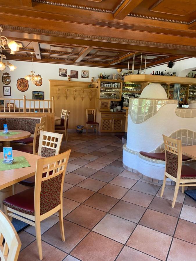 Cafe' Hermann 3*
